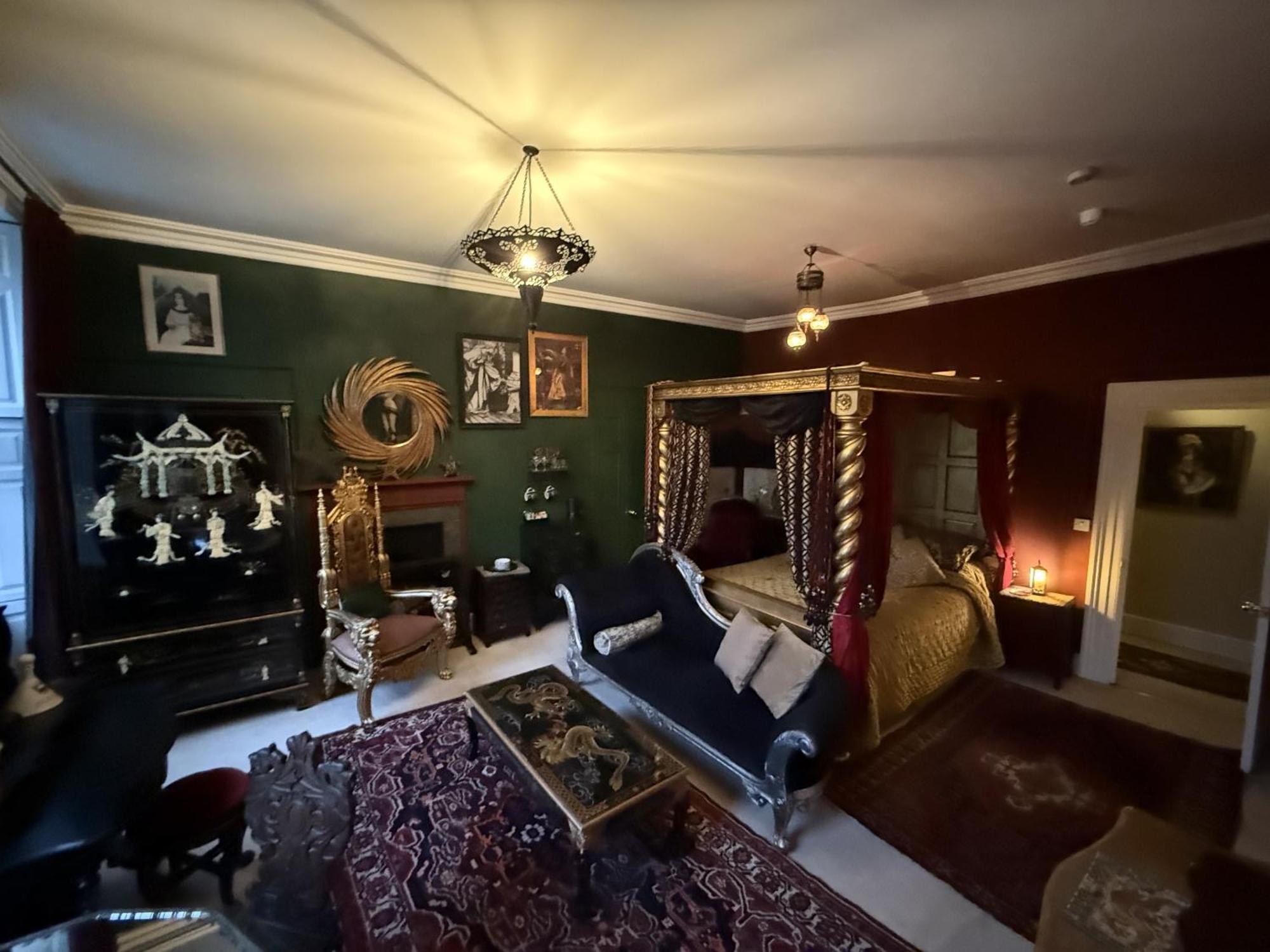 The Covenstead 5*